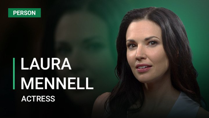 Laura Mennell