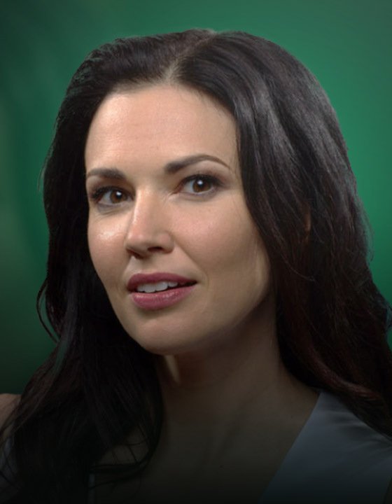 Laura Mennell - Main Photo